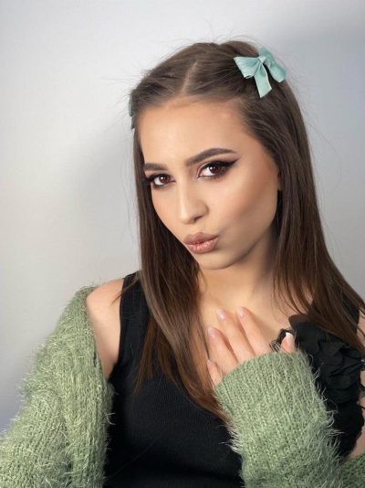 KY5r0ByTL
